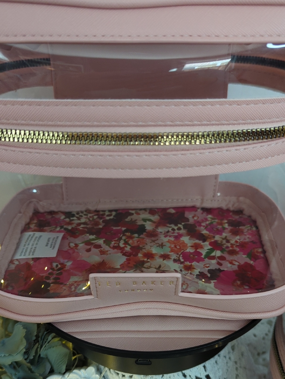 WEEKEND SALE! Ted Baker Pink Tall Clear Cosmetic Train Case - Picture 3 of 6